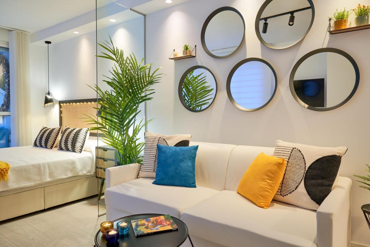 Suite Roca Chica Torremolinos Exterior photo
